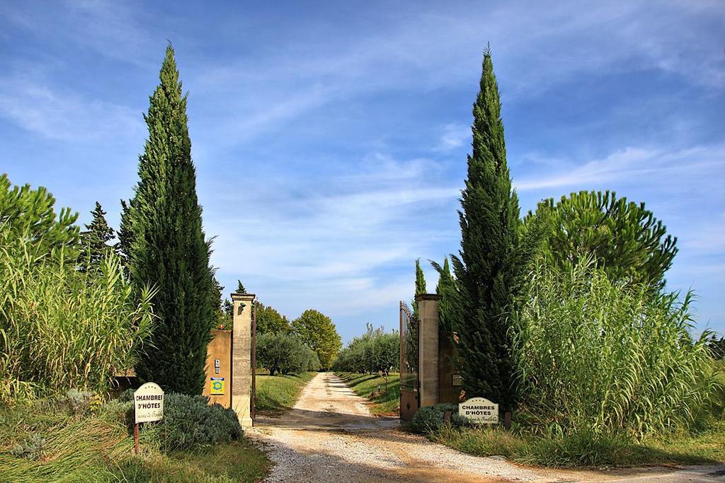 Domaine De Fontbelle Bed & Breakfast Graveson Dış mekan fotoğraf